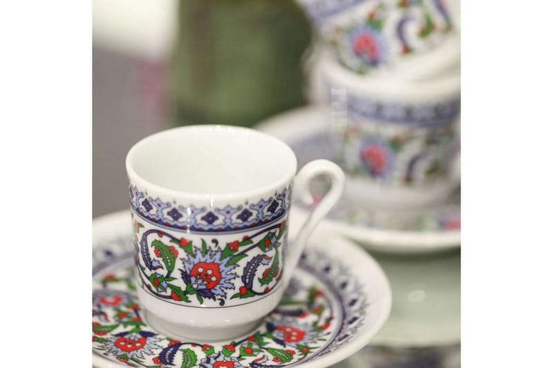 Kütahya Kaffeservise 12 Deler Porselen - Hvit/Rød/Blå - Husholdning - Servering & borddekking - Porselen