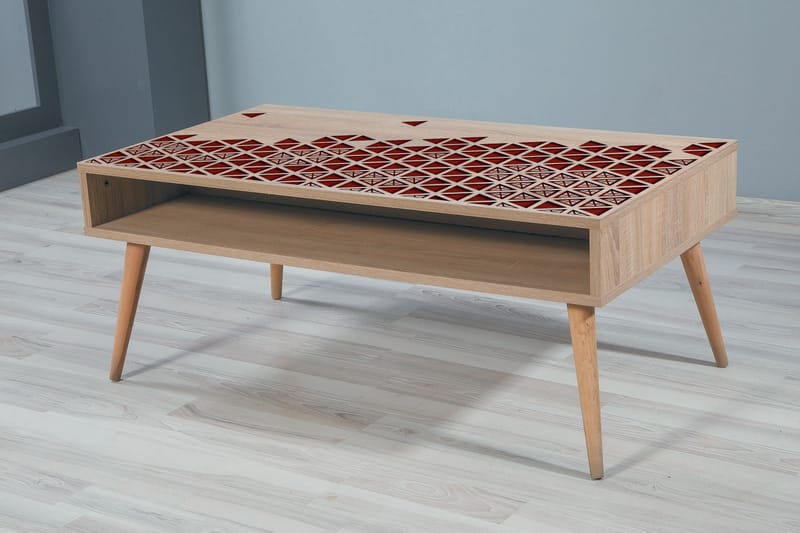 Brokind Sofabord 110 cm Trianglar med Oppbevairngshylle - Natur/Rød - Møbler - Bord - Sofabord