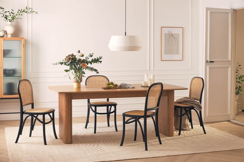 Nixrai Spisebord 200 cm med 4 Bjarshog Spisestoler - Eik - Møbler - Bord - Spisegrupper
