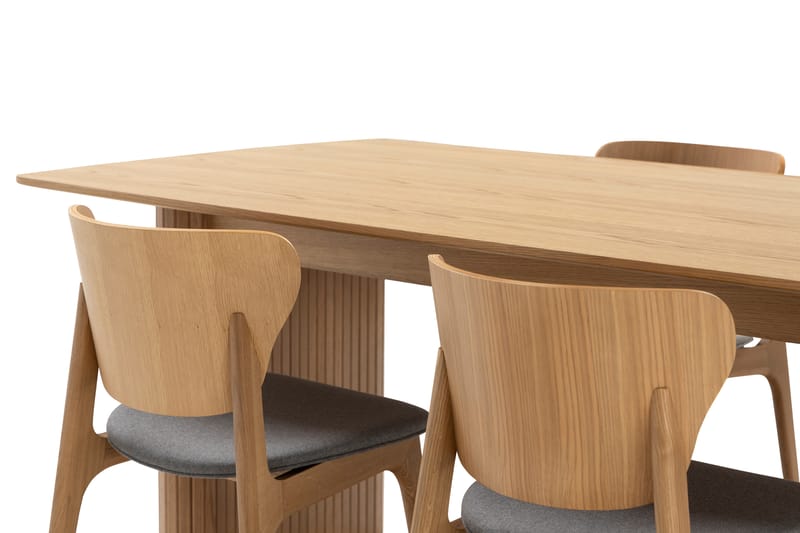 Nixrai Spisebord 200 cm med 4 Jerup Spisestoler - Eik - Møbler - Bord - Spisegrupper