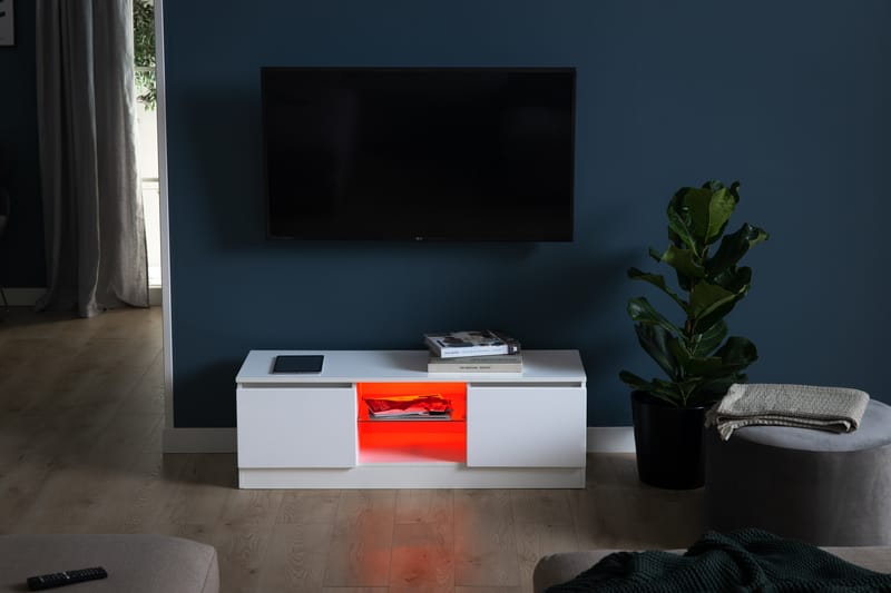 Kartberg TV-Benk 120 cm med LED-Belysning - Hvit - Møbler - Medie- & TV-møbler - TV-benk & mediabenk