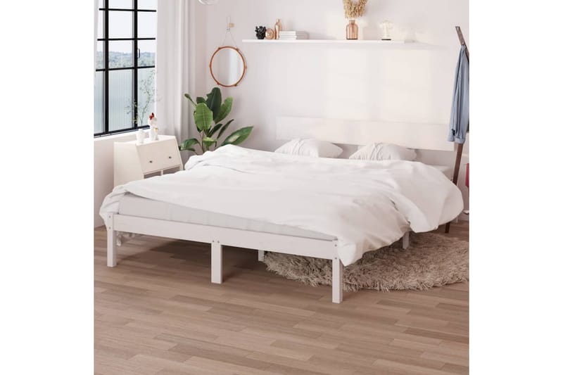 Sengeramme hvit heltre furu 135x190 cm UK Double - Hvit - Møbler - Senger - Sengeramme & sengestamme