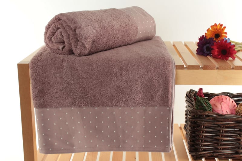 Landercost Badehåndkle 2-pk - Rød/Hvit - Tekstiler - Tekstiler baderom - Håndklær og badehåndkle