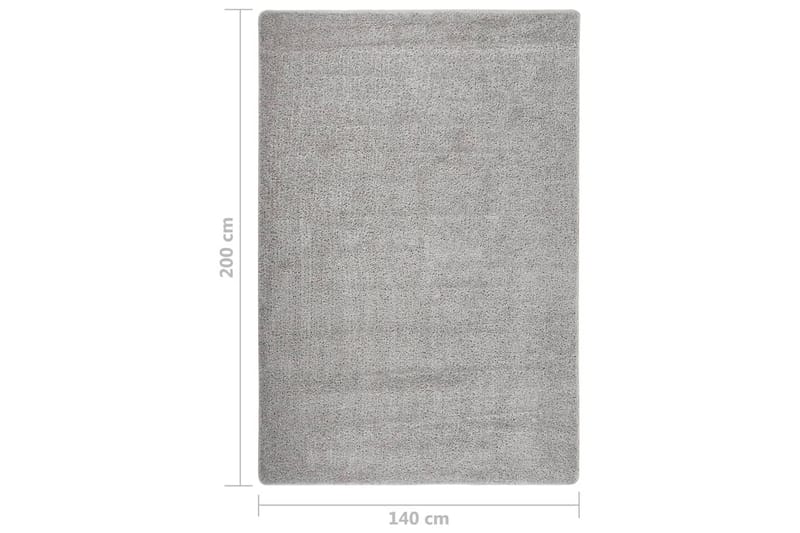 Flossteppe lysegrå 140x200 cm sklisikkert - Grå - Tekstiler - Tepper & Matter - Moderne tepper - Ryeteppe